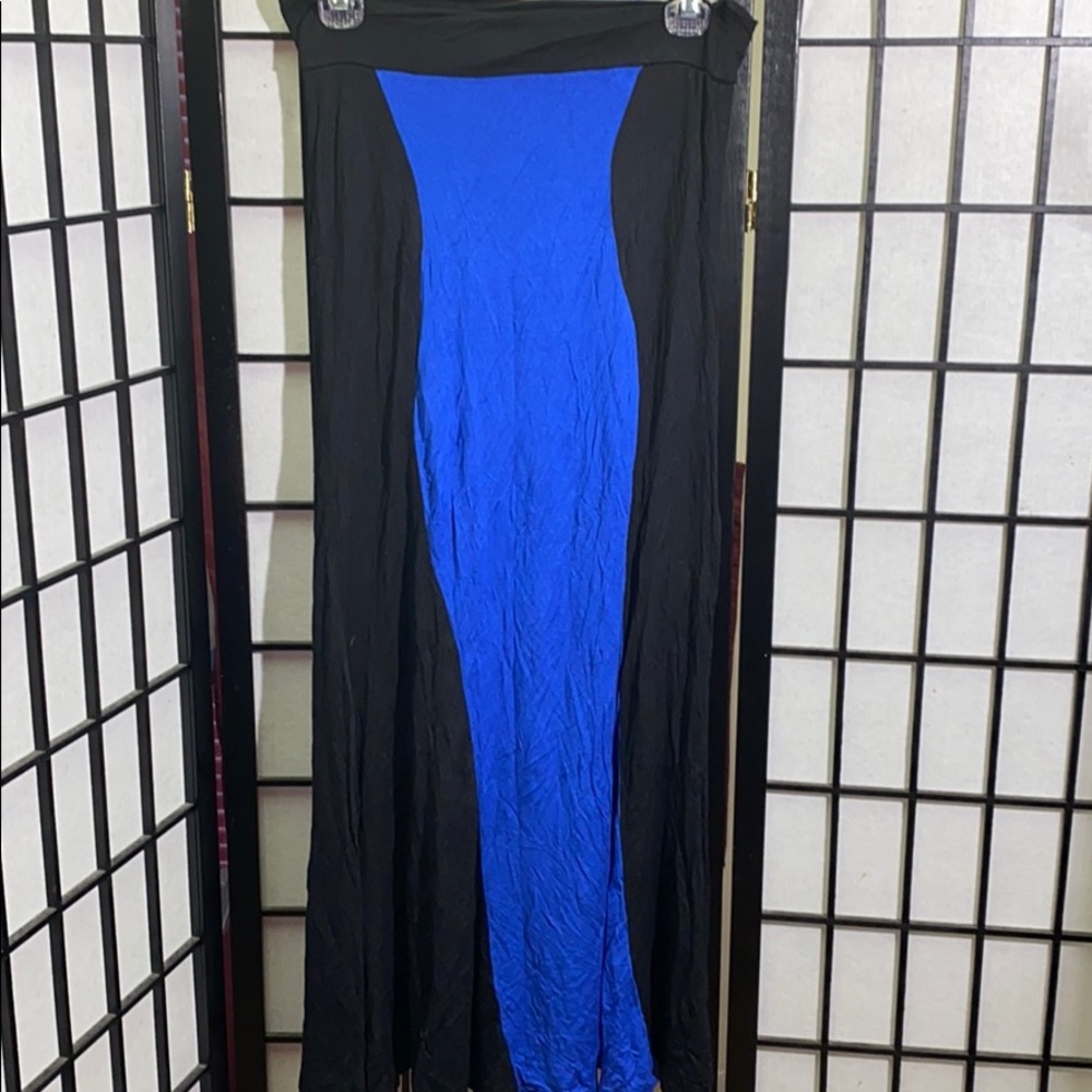 Sensational Collection Maxi Skirt Size M